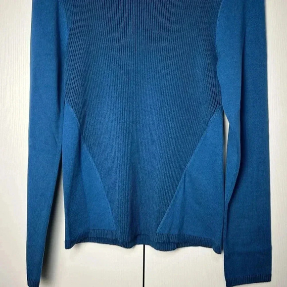 Victor Alfaro Royal Blue ribbed sweater size M - Picture 2 of 6